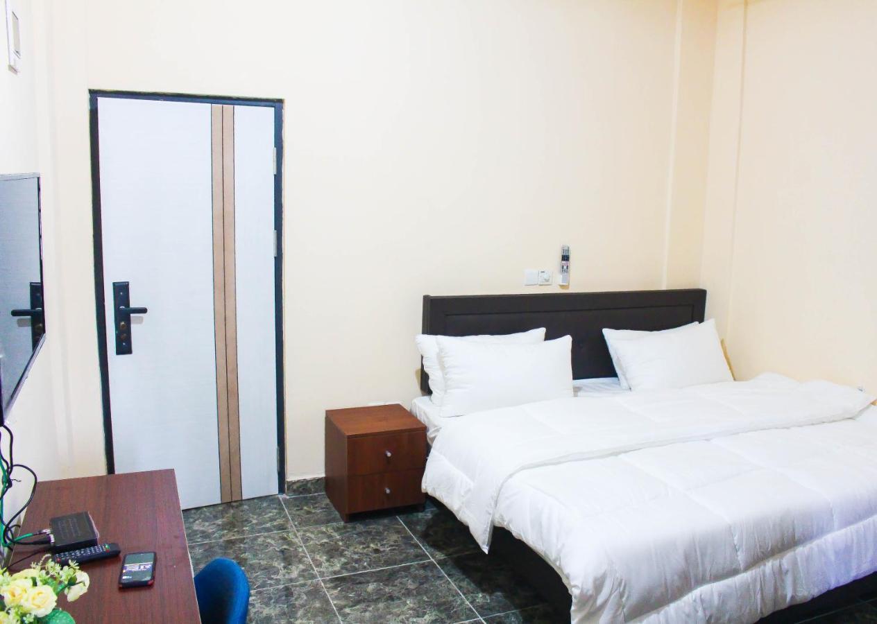 High Level Apartment Haatso Luaran gambar
